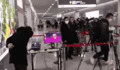 尽量避免除人群稠密或空间密闭的